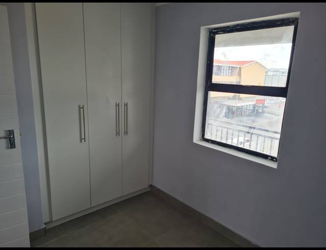 2 bed property to rent in RICHMOND